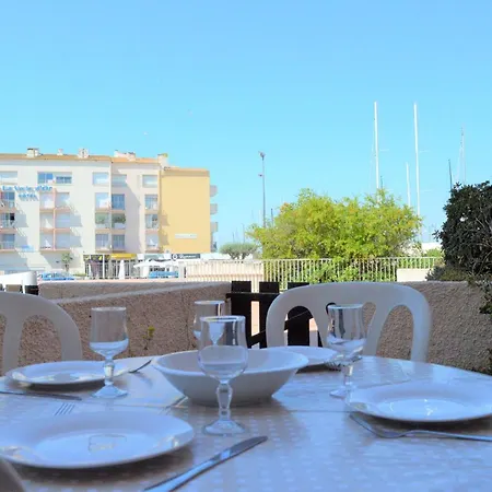 Appt 4 Couchages Cap D'agde Ct455-137 * Agde